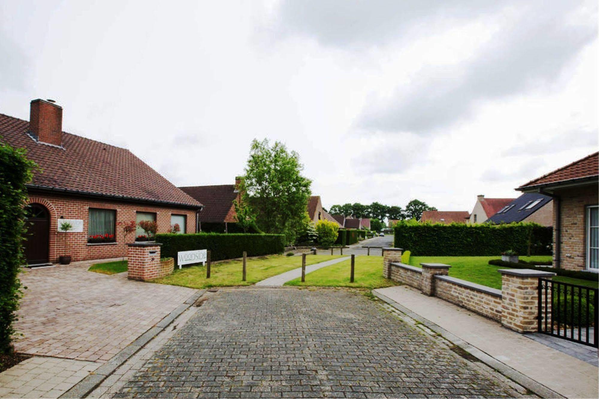 B&B Woodside Torhout Bagian luar foto