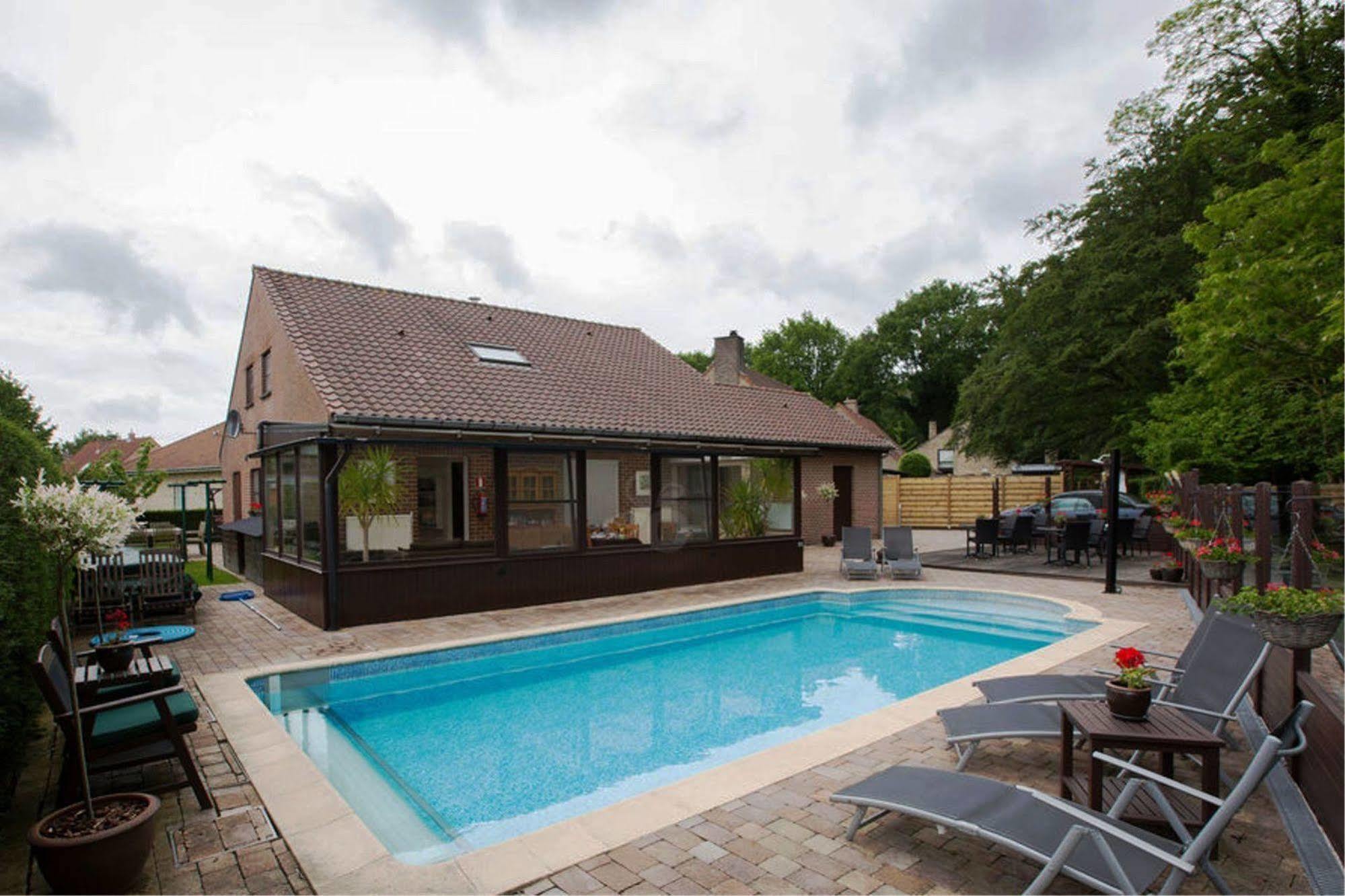 B&B Woodside Torhout Bagian luar foto